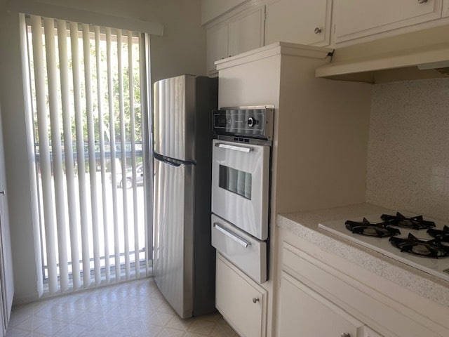 3674 Empire Dr Unit 2