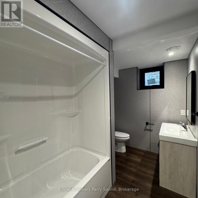 Photo - 57 James St Unité 101