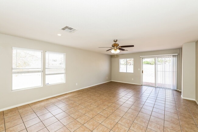 881 Adobe Flat Dr