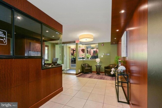 Photo - Westend/Dupont Gem!