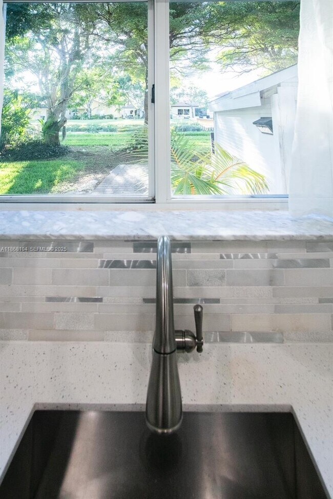 Photo - 1112 NE 41st Ave