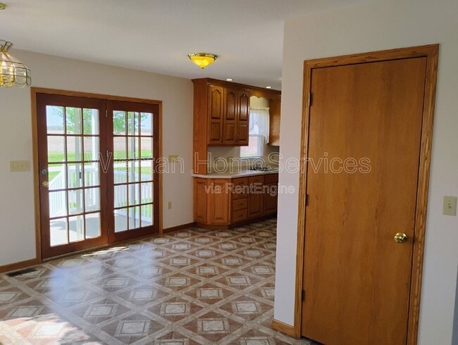 Photo - 2348 N 1200th Ave