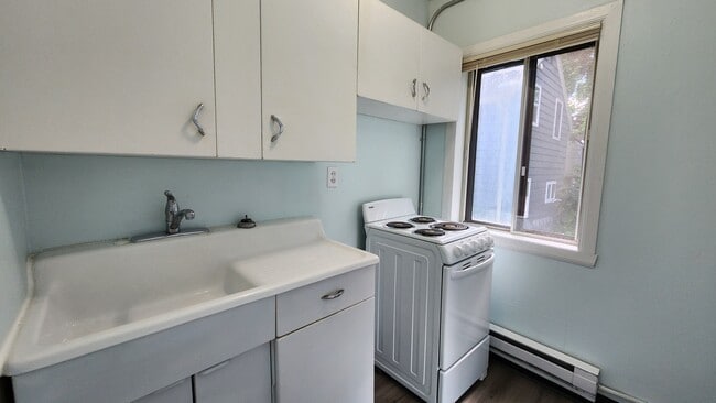 Photo - 1258 10th St N