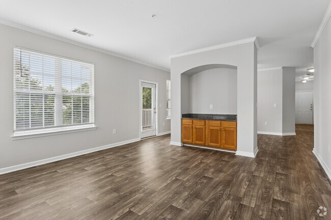 Belle 2BR, 2.5BA - 1,393SF - Living Room - Colton Creek
