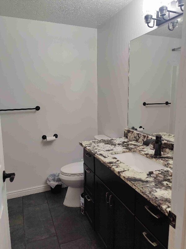 Photo - 1036 Raven Way