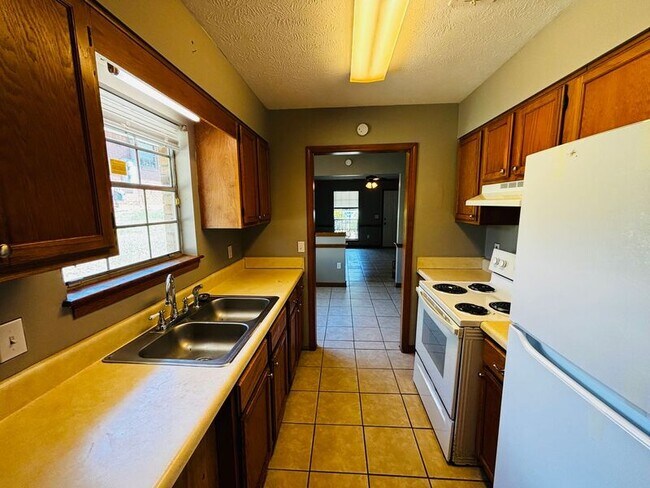 Photo - 116 Timberlawn Rd Unit B