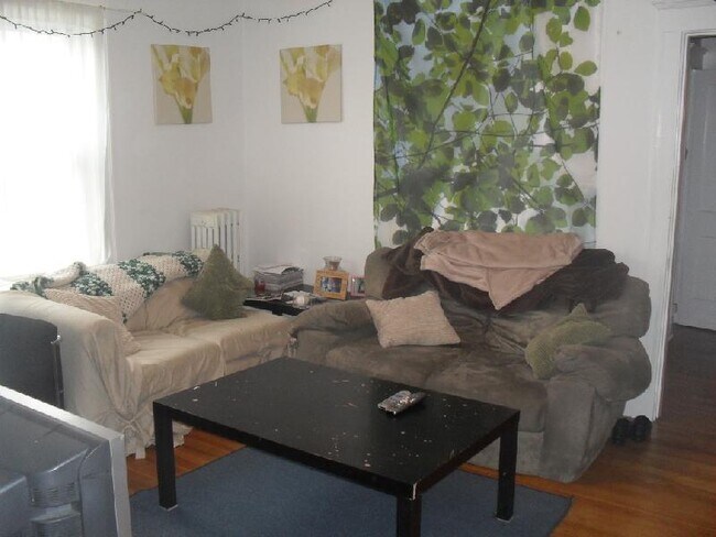 Photo - 14 Stockwell St Unit 2