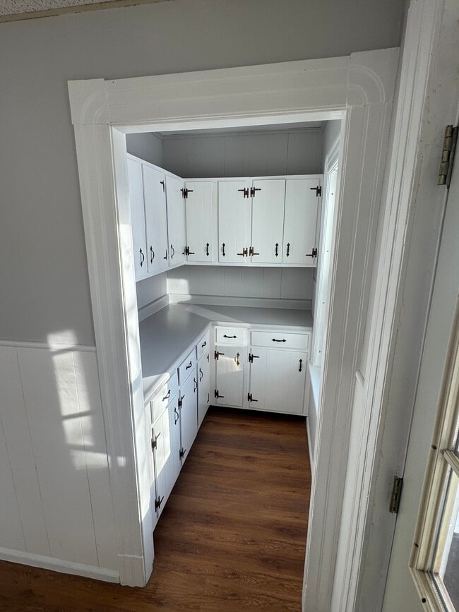 Photo - 2 Clinton St