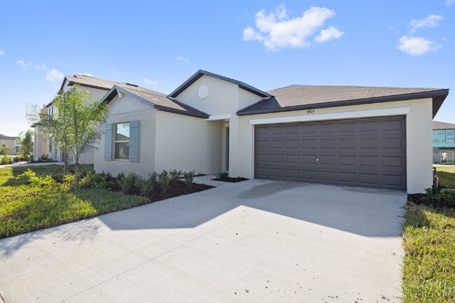 Photo - "Internet & Cable Included"
Epperson community Charming 4-Bed one floor house in Wesley Chapel –...