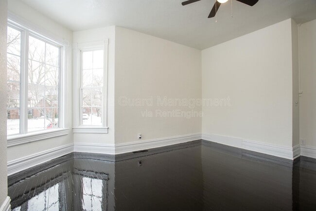 Photo - 169 S Belmont St Townhome