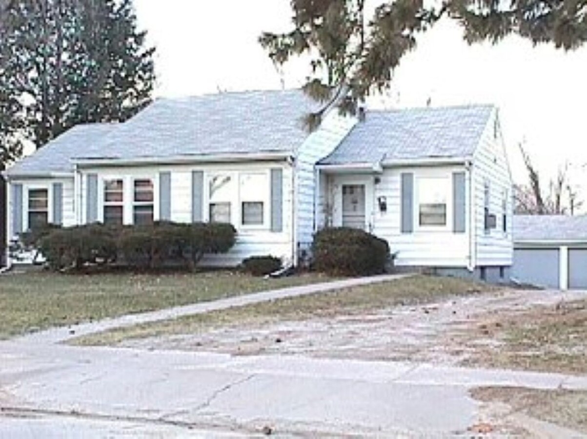 Photo - 204-204-1/2 Park Rd Townhome