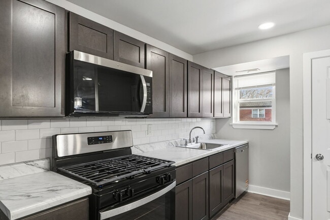 Photo - The Courtyards at Bensalem