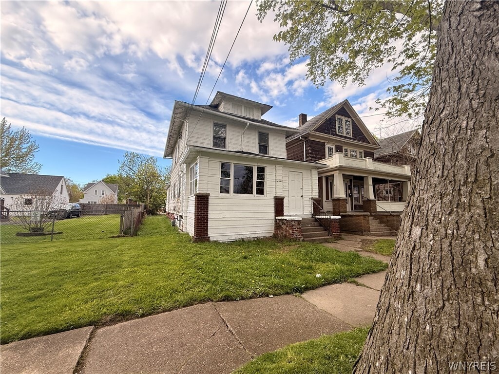 Photo - 2020 Forest Ave