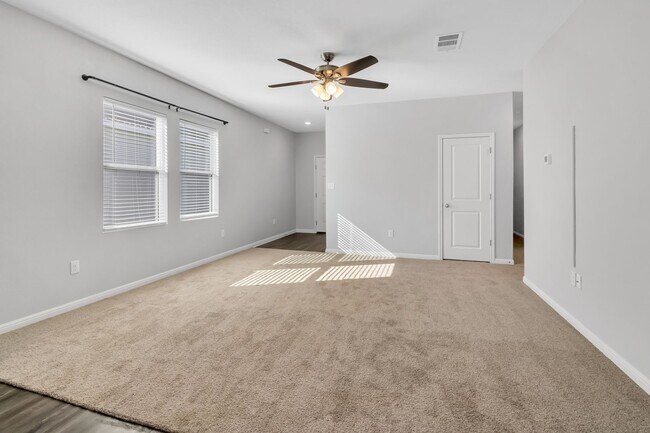 Photo - 105 Bell Rings Dr