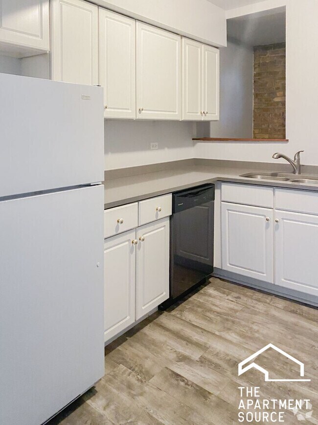 Building Photo - 3700 N Sheffield Ave Unit 108 Rental