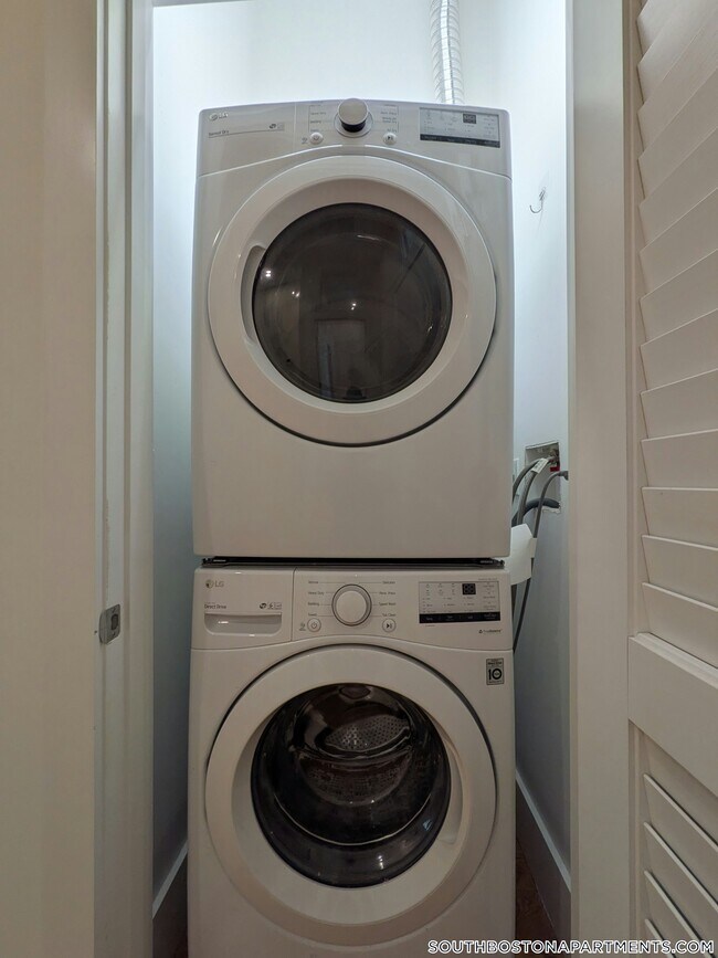 49 Rogers St Unit 1
