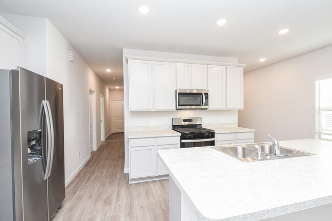 Photo - 16493 Moss Ln
