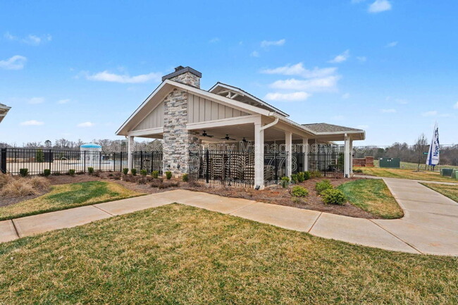 Photo - 141 Giant Oak Ave