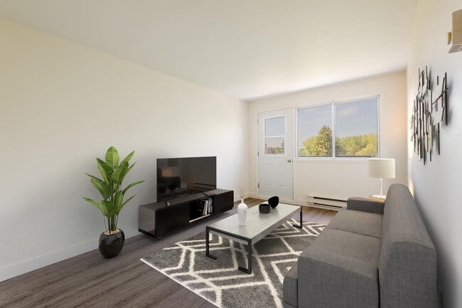 Photo - Le Bienville