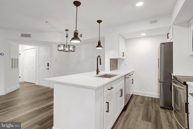 Building Photo - 3307 Wyndham Cir Unit 2157 Rental