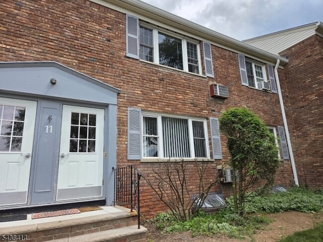 Photo - 11 Wedgewood Dr