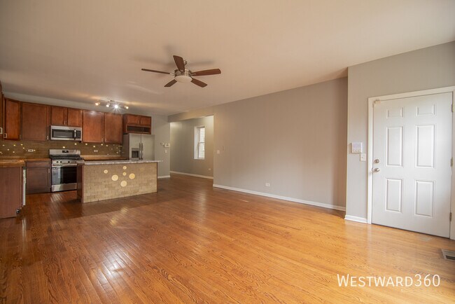 Photo - 2328 W Washington Blvd Unit #1