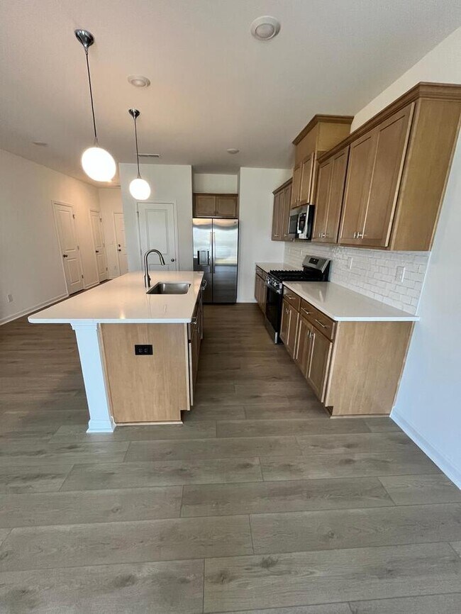 Photo - 2690 Yeager Dr NW
