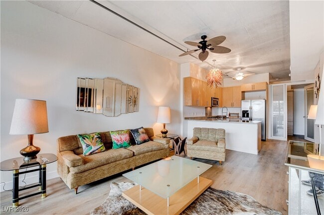 Photo - 353 E Bonneville Ave Unit 233