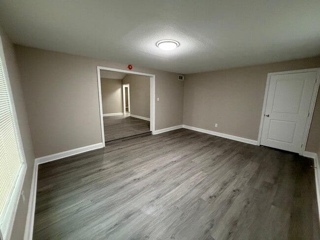 Photo - 5109 Maywood Dr