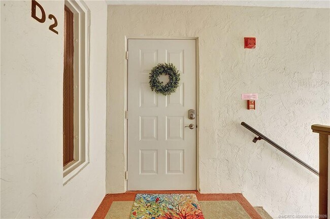 Photo - 1965 SW Silver Pine Way Unit 118D