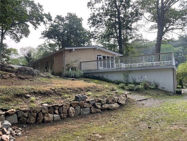Building Photo - 7 Smith Pond Way