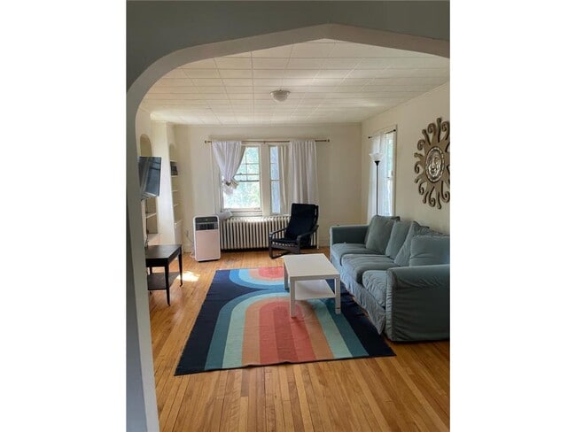 Photo - 224 Fairview Ave N