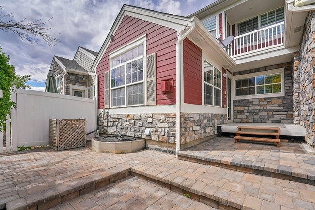 Photo - $3,125 - 3Bed/ 3.5 Bath Townhome with Finished Basement and Fireplace in Broomfield!