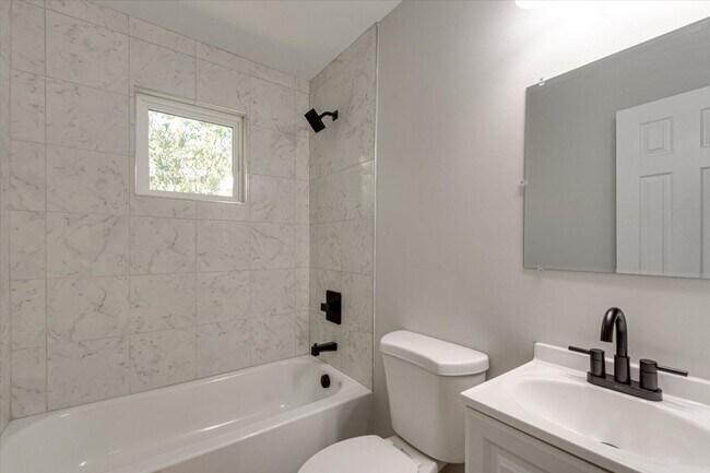 Photo - 2203 Milne St Unidad 2203 Milne St Apt A