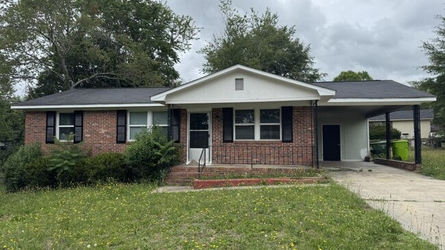 Building Photo - 457 Hickory Ridge Dr