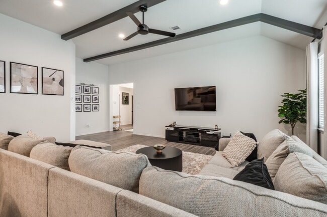 Photo - 14231 Angelina Dr