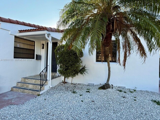 Building Photo - 864 80th St Unit 1