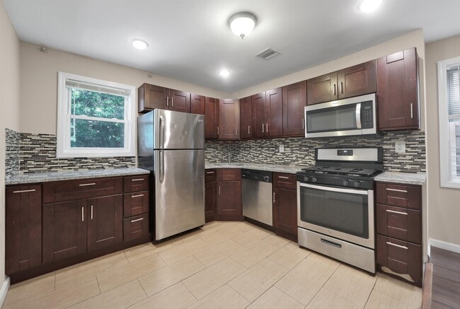 20 Gardner Ave