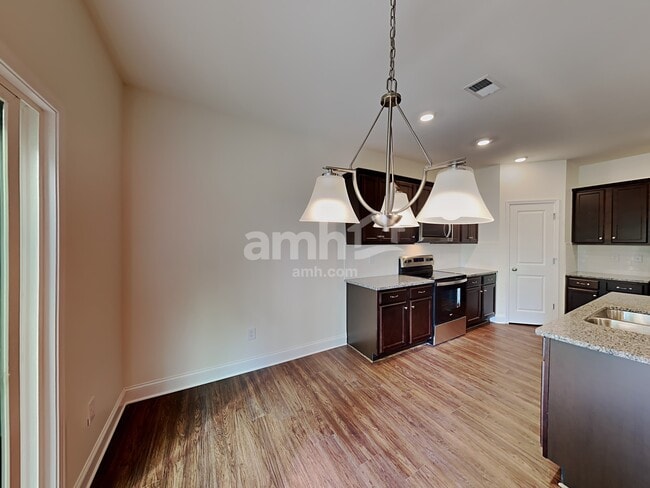 Photo - 5075 Hudson Vly Dr