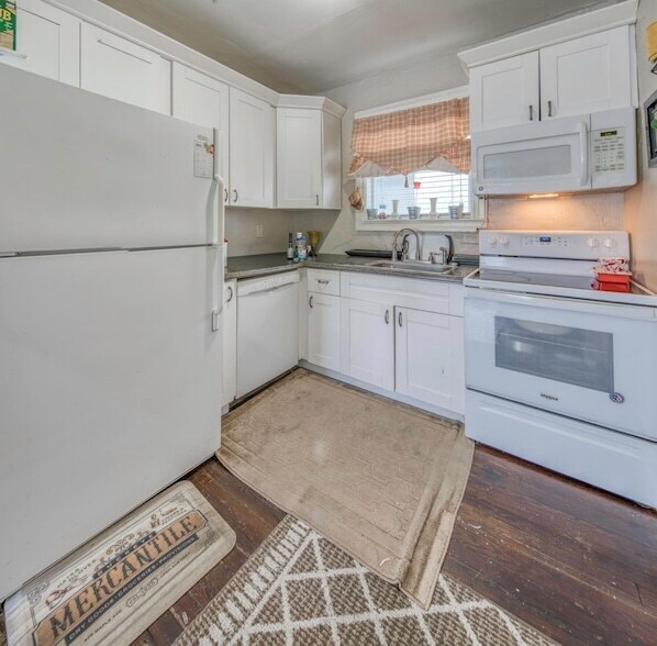 Photo - 205 N Federal Hwy