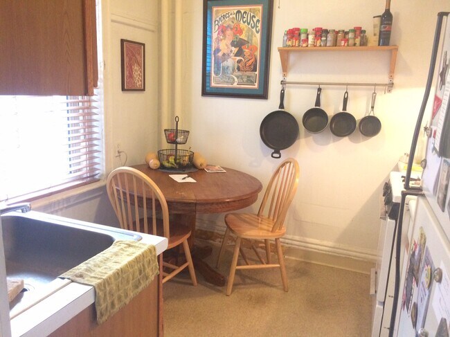 380 Riverway Unit 9
