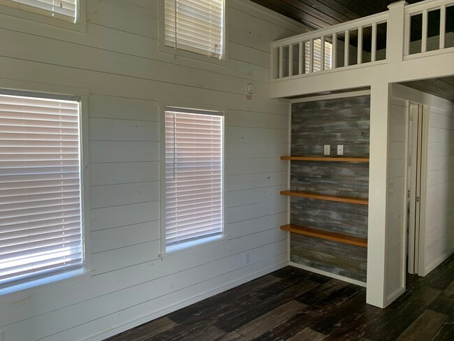 Photo - 13261 Powell Ln