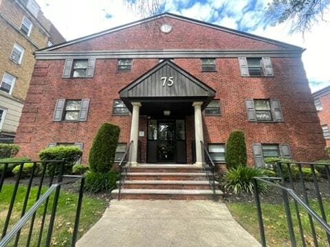 75 N. Arlington Ave - 75 N. Arlington Ave