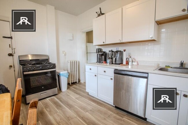 Photo - 4 bedroom in Allston MA 02135 Unit 3