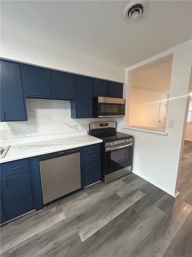 Photo - 1853 W Deane St Unit F