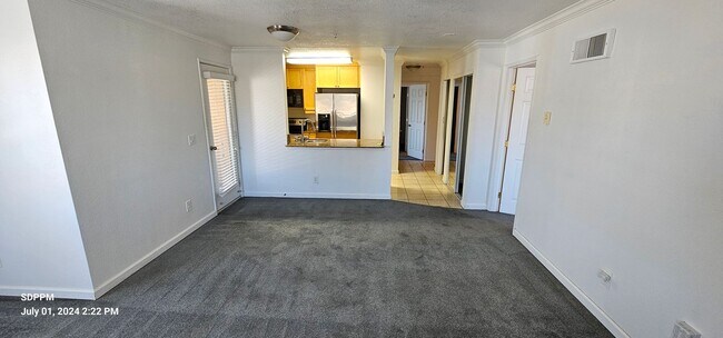 Photo - UNIVERSITY TOWNE CENTER / LA JOLLA - UTC 2... Unit 6409