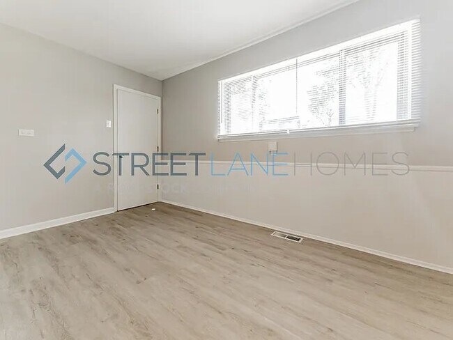 Photo - 10608 Trask Dr