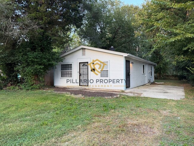 3612 Caroline Ave