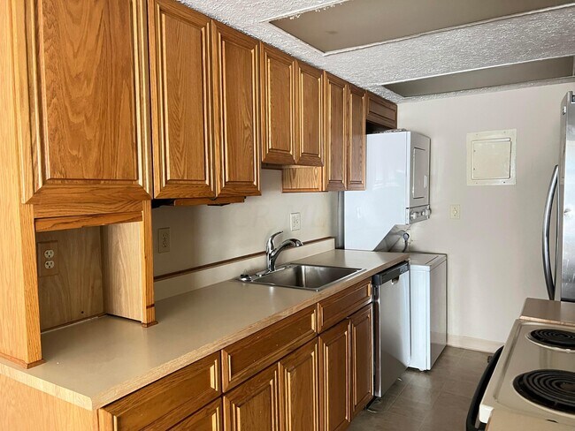 Photo - 2548 Burgandy Ln Unit D