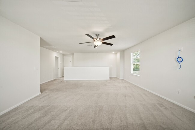 Building Photo - 312 Lippizan Dr